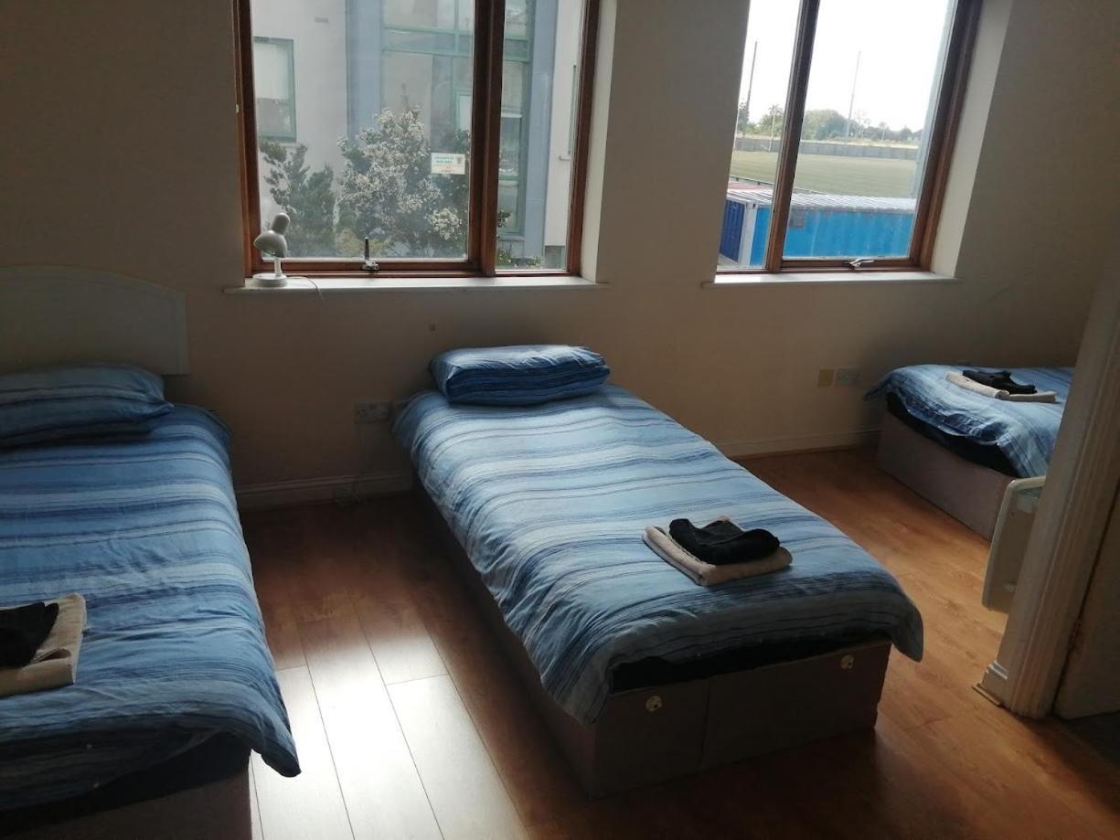 2 Bedroom, 2 Bathroom Apartment Dublino Esterno foto